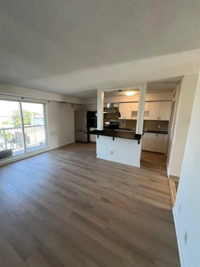 3726 Centre St #4, Calgary 3