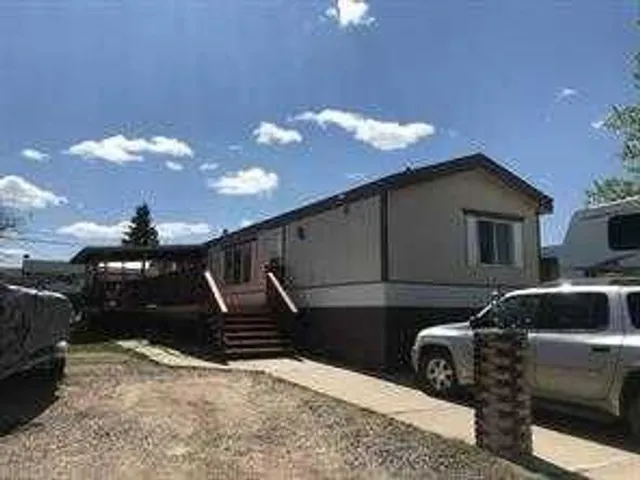 407 9 St, Fox Creek