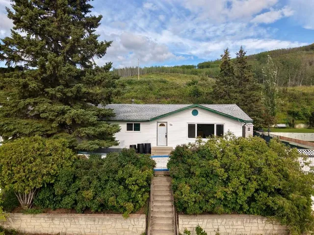 11405 103 St, Peace River 2