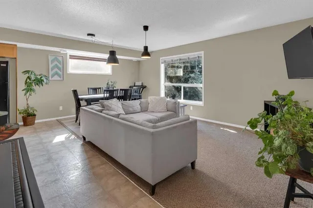 140 Sagewood Blvd #411, Airdrie 5
