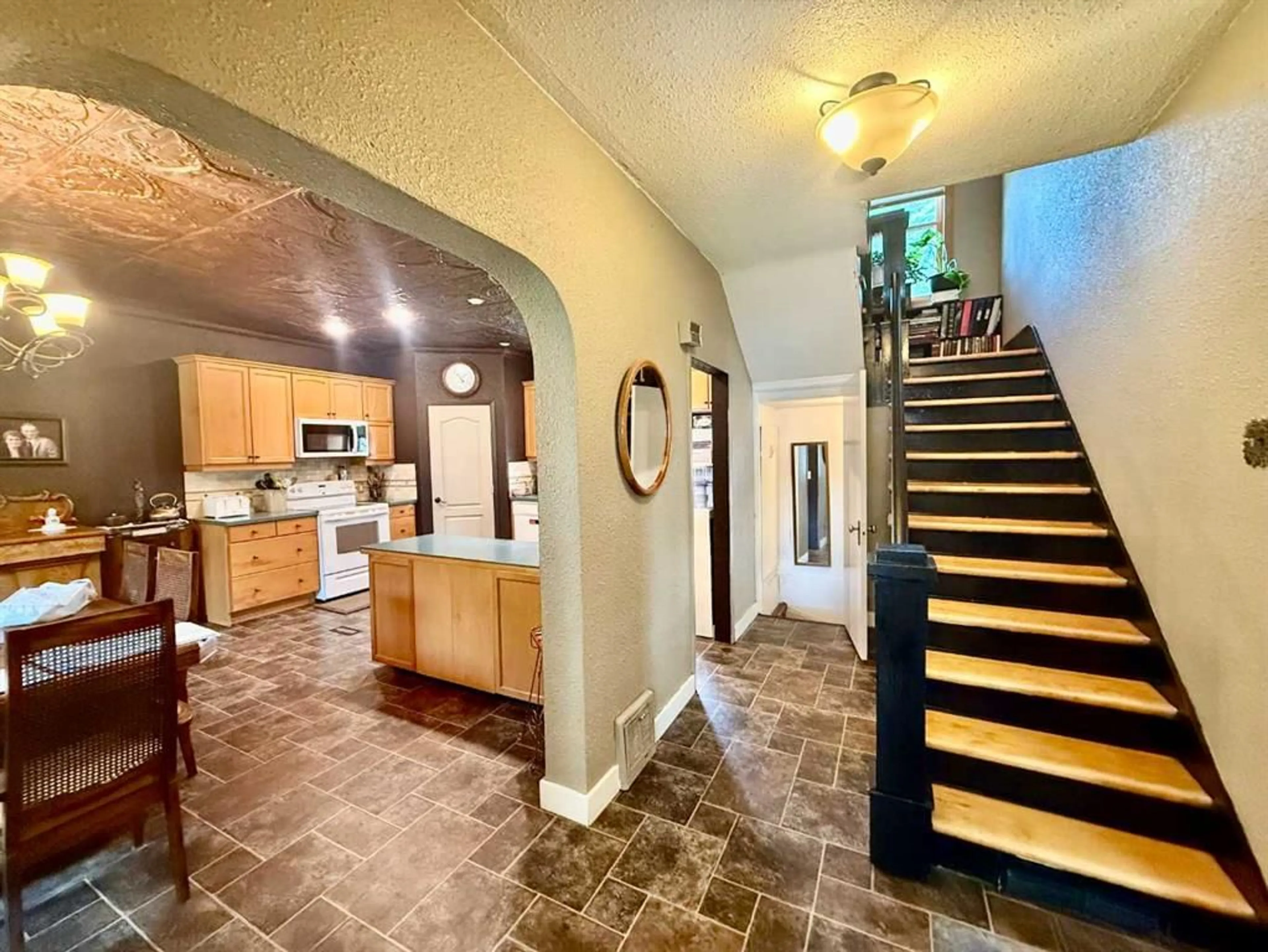 pillar/IMG-A2332449_4.jpg