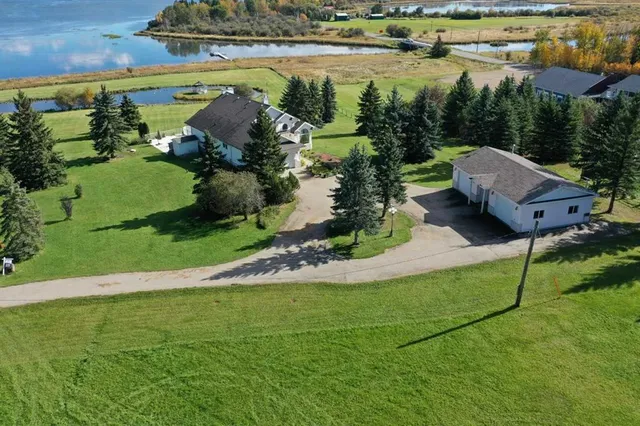 1 AVE Ave #205, Buck Lake 5