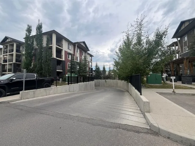 81 Legacy Blvd #2238, Calgary 3