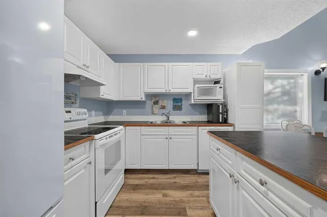 61 Somervale Pt, Calgary 5