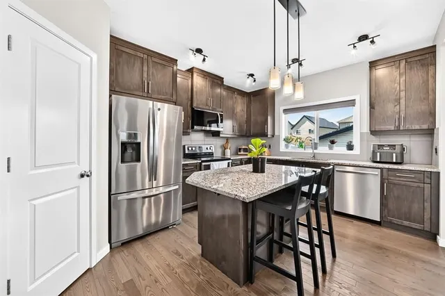 148 Copperpond Parade, Calgary 5