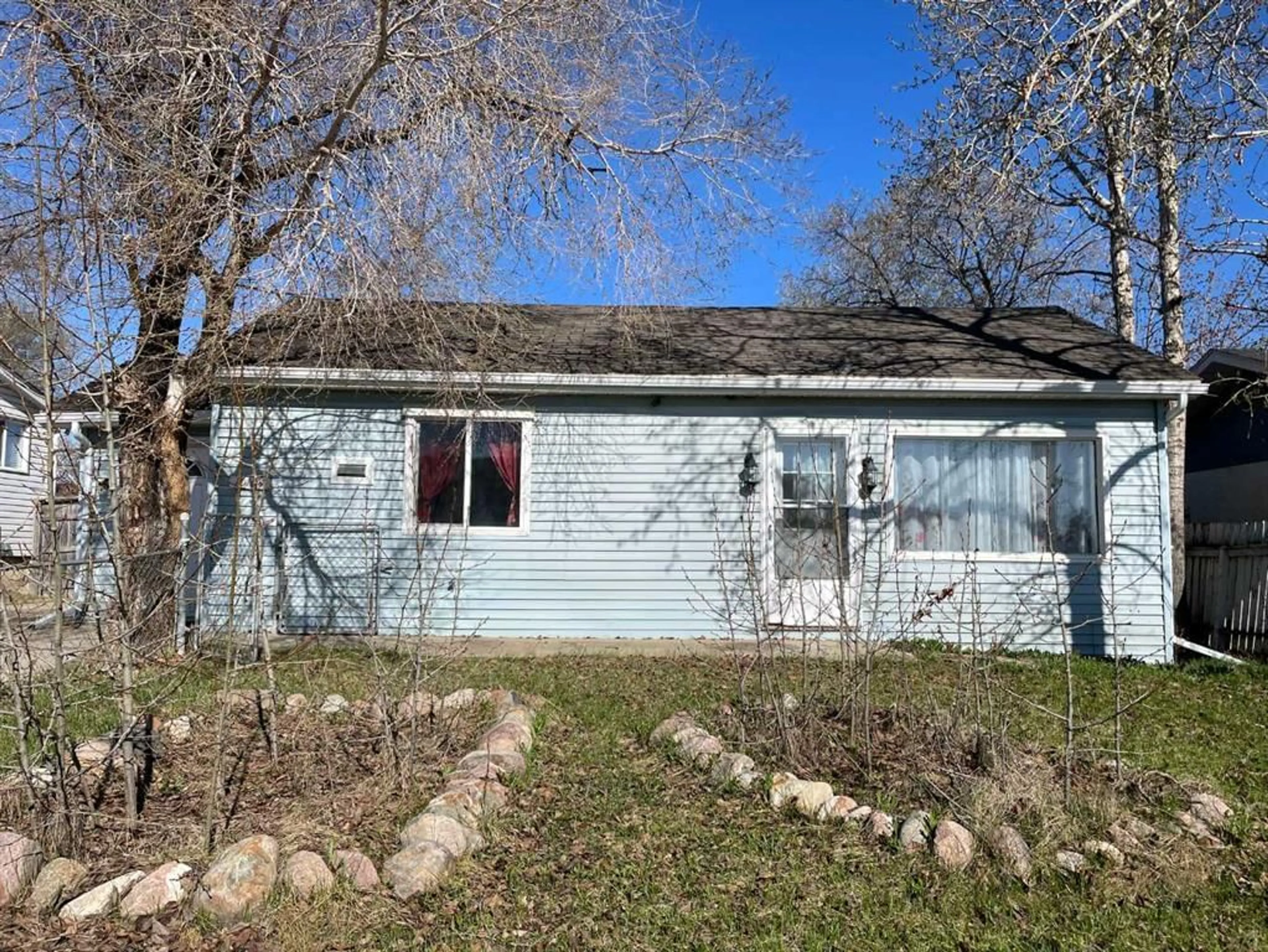pillar/IMG-A2332847_1.jpg