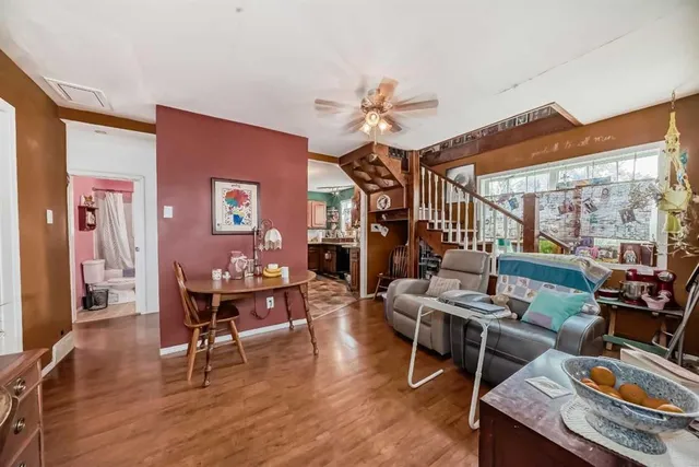 1834 42 St, Calgary 5