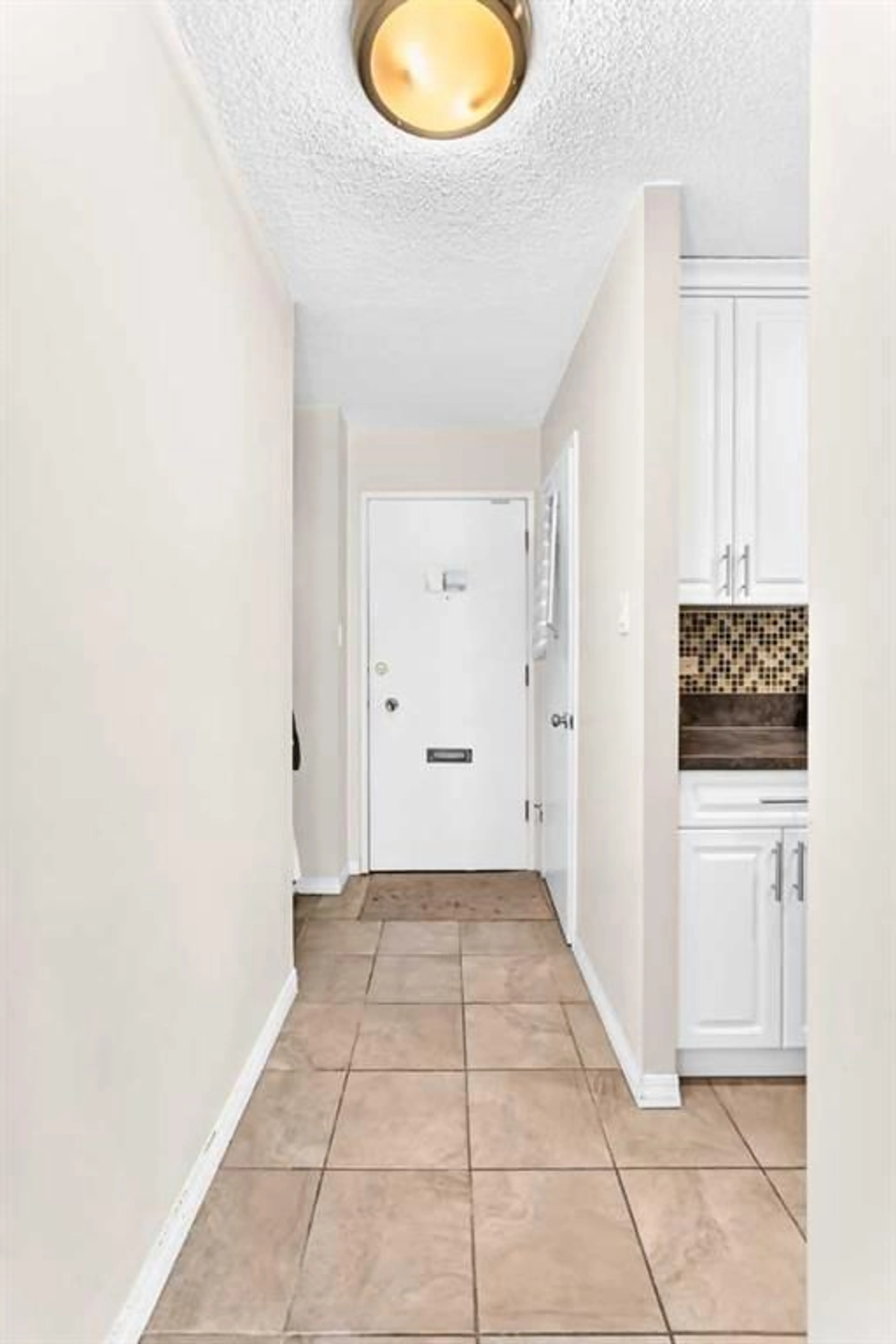 pillar/IMG-A2332857_4.jpg