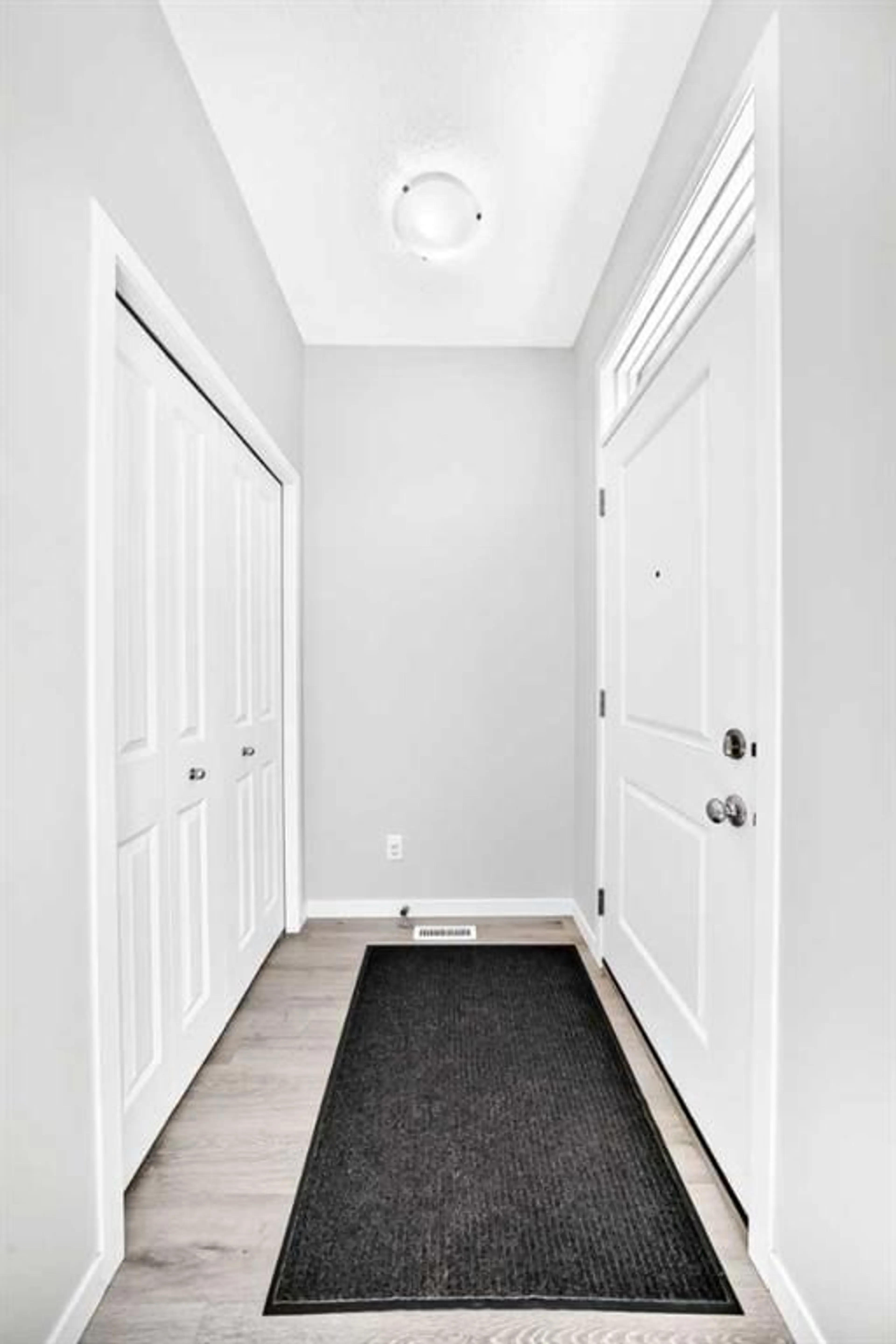 pillar/IMG-A2332929_4.jpg