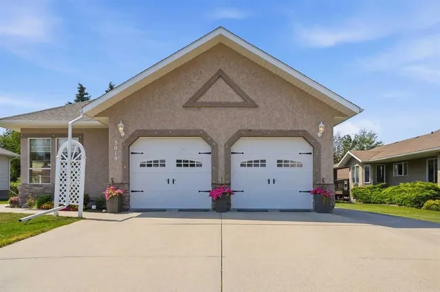 5618 63 Ave, Olds 3
