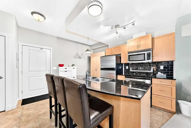 11811 Lake Fraser Dr #5601, Calgary 3