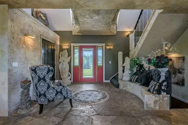 311068 Parkins Rd, Rural Foothills County 2