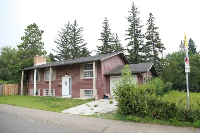 904 73 Ave, Calgary 5