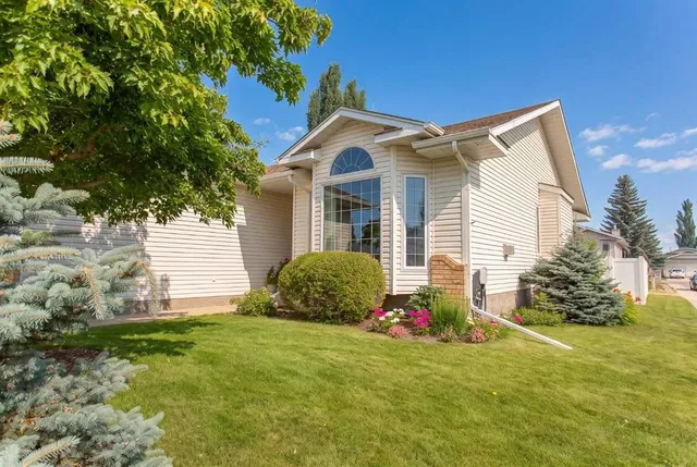 70 Densmore Cres, Red Deer 3
