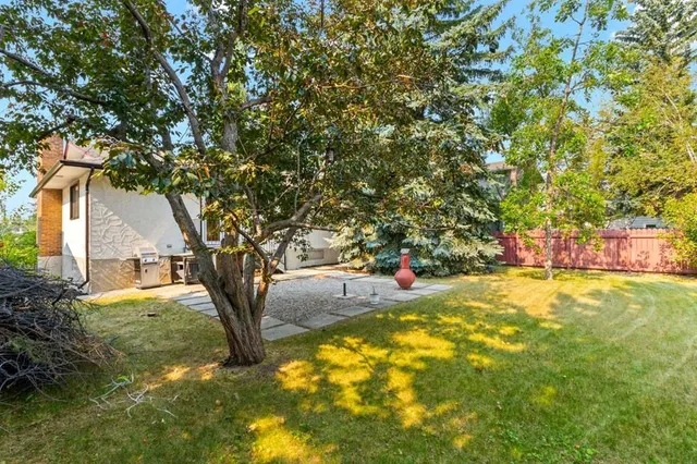 5467 Dalrymple Cres, Calgary 2