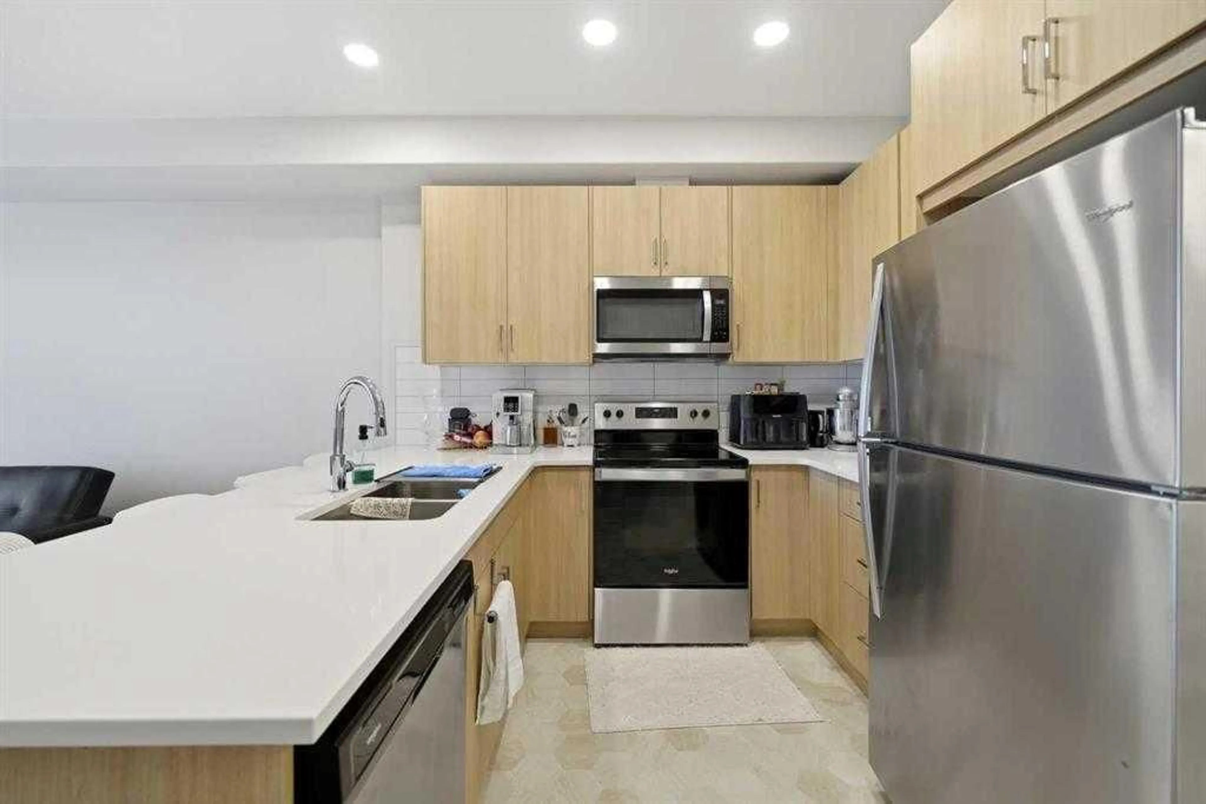 pillar/IMG-A2333840_3.jpg