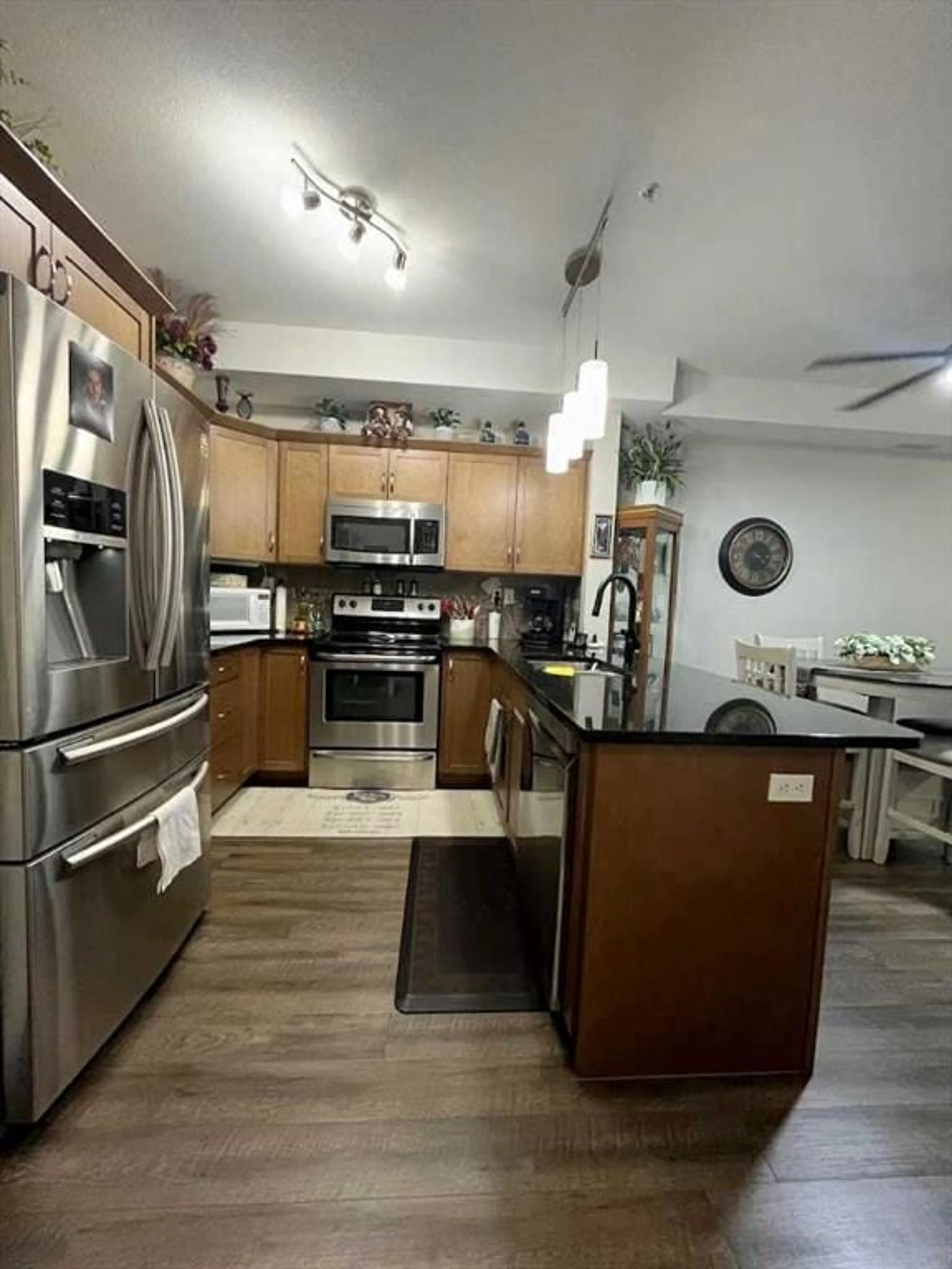 pillar/IMG-A2333898_4.jpg