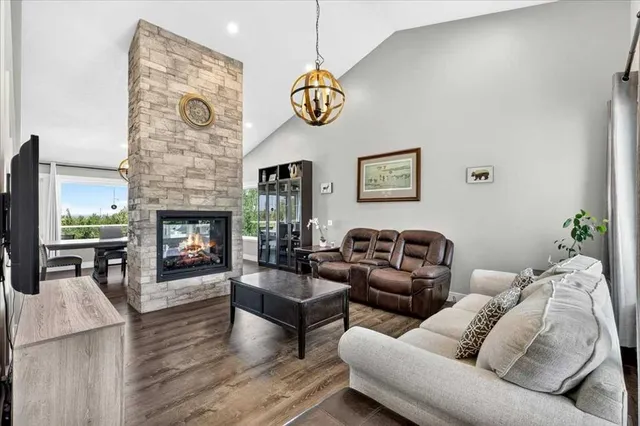 16044 258 Ave #76, Rural Foothills County 4