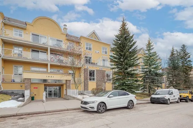1631 28 Ave #213, Calgary 3