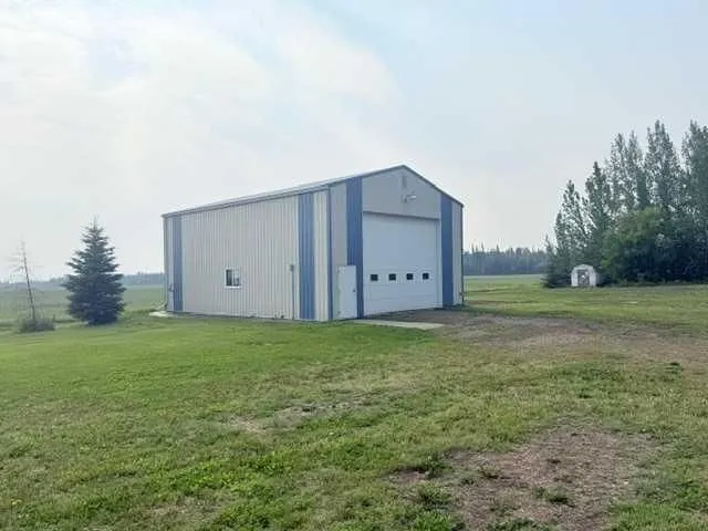 861023 RR 214, Rural Northern Lights, County of 3