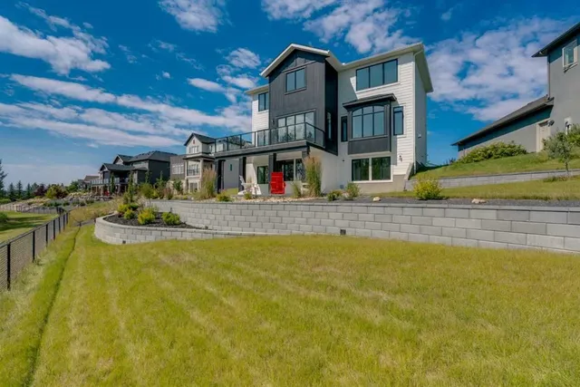 35 Monterra Cove, Cochrane Lake 4