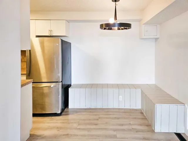 3726 Centre St #14, Calgary 2