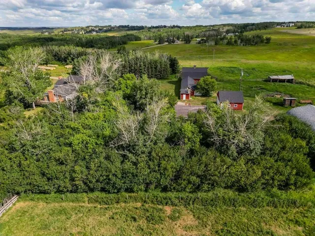 261126 Range Road 33, Rural Rocky View County 4