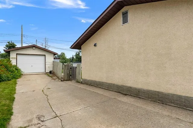 5415 Willock Cres, Swan Hills 4