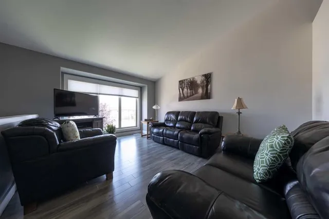 2715 73 Ave #61, Lloydminster 3