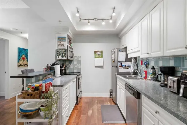 114 15 Ave #108, Calgary 5