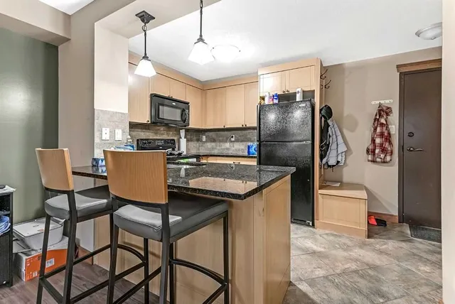315 50 Ave #108, Calgary 5