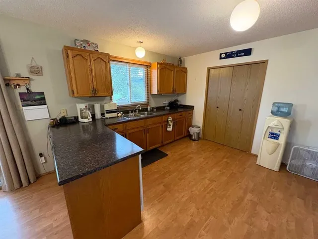 10313 89 St, Peace River 5