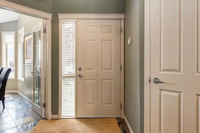 218 Springbank Villas, Calgary 2