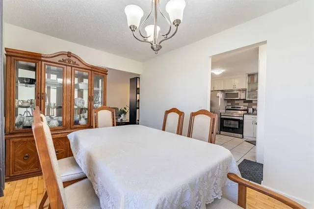 44 Templehill Dr, Calgary 5