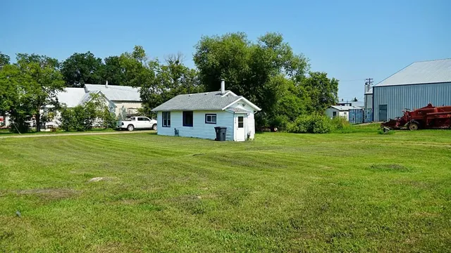 4906 49 Ave, Dewberry 4