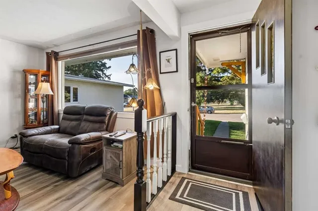 5635 Travis Cres, Calgary 5