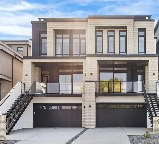 2009 28 Ave, Calgary 2