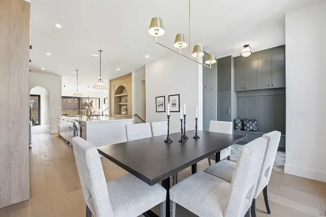 2025 27 Ave, Calgary 5