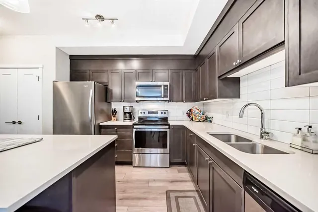 30 Shawnee Common #402, Calgary 5