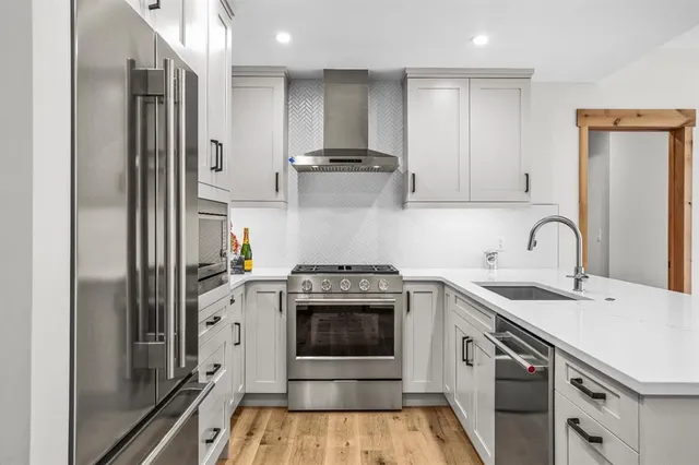 1606 Spring Creek Gate #108, Canmore 5