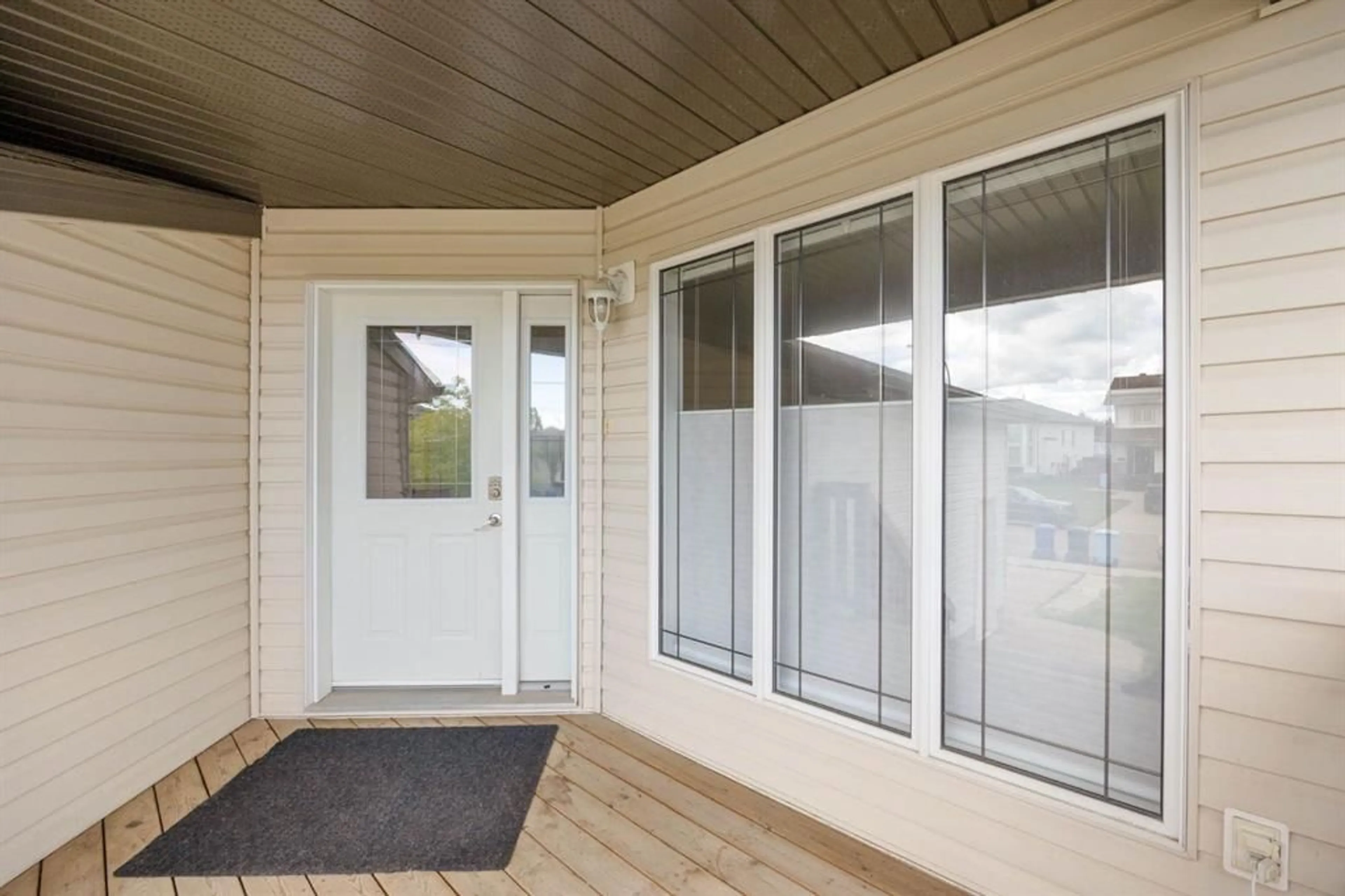 pillar/IMG-A2335382_3.jpg