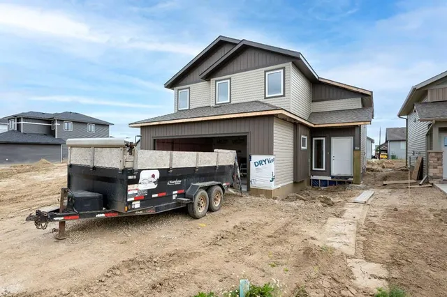 1305 56 Ave, Lloydminster 1