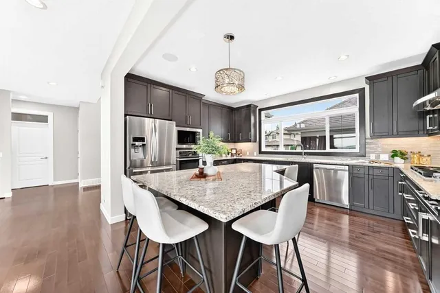 96 Cranarch Hts, Calgary 5