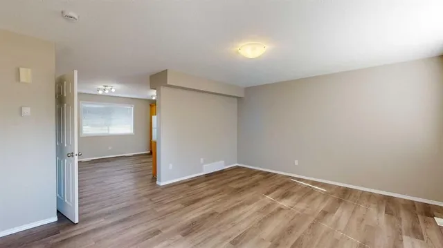 5327 60 St, Stettler 5