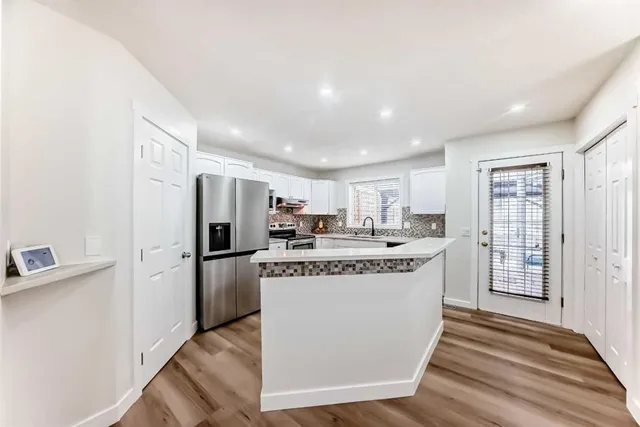 170 Country Hills Hts, Calgary 3