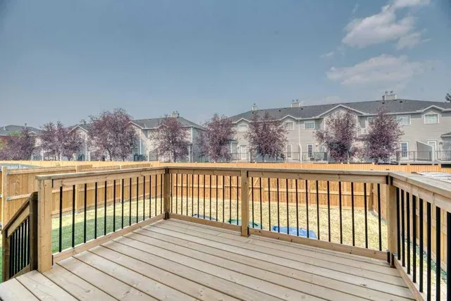 20 Taracove Cres, Calgary 4