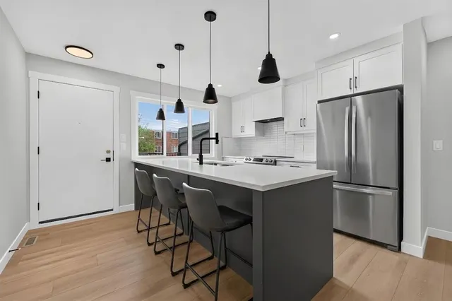 2022 12 Ave, Calgary 5