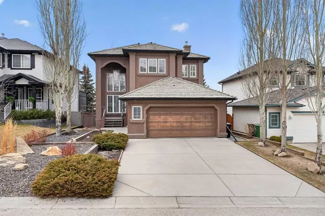 111 Valley Ponds Cres, Calgary