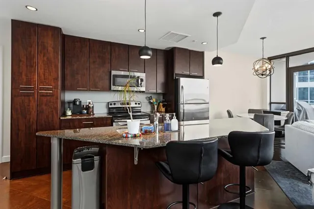 220 12 Ave #705, Calgary 5