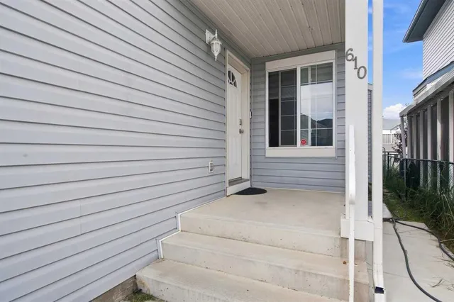610 Saddlecreek Way, Calgary 2